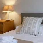 Casiola - Modern Close To The Apartamento