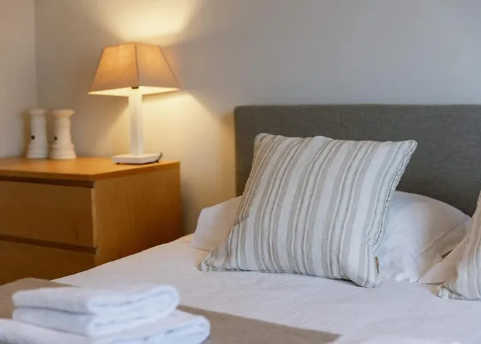 Casiola - Modern Close To The Appartement